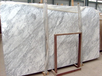 Bianco Carrara Venato marble slabs